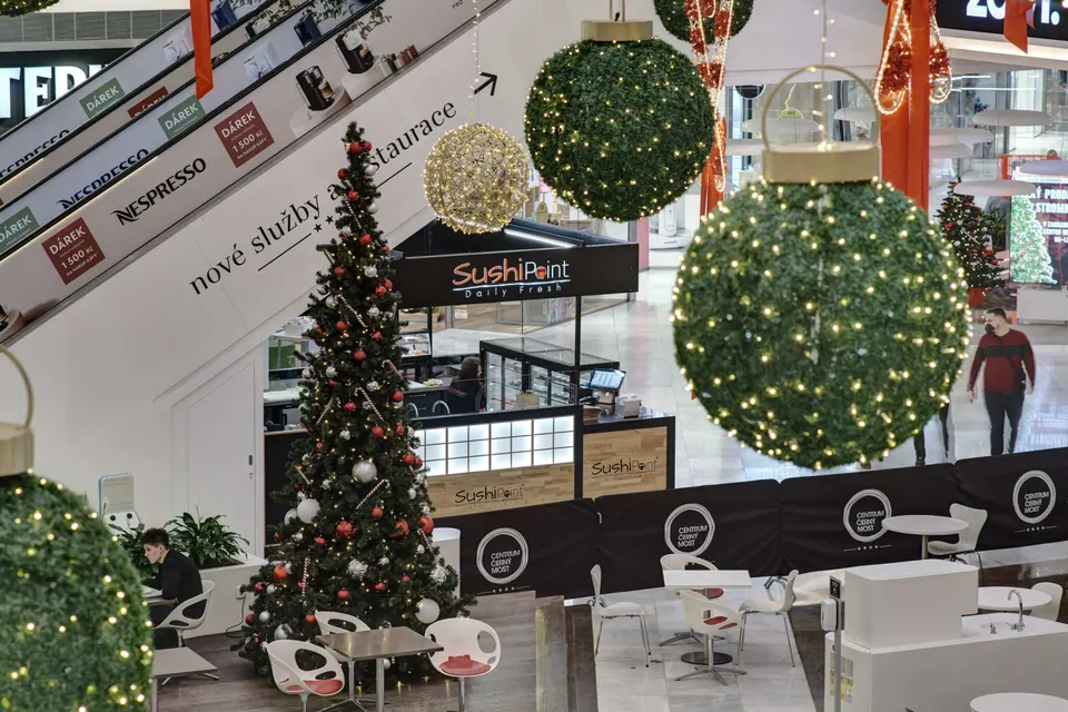 Americké nebo české Vánoce? OC Černý Most Praha – 3
