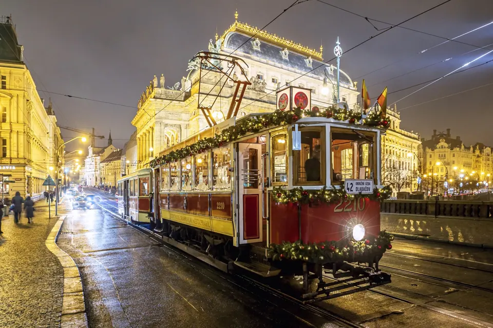 Kompletní zajištění světelných dekorací – 13